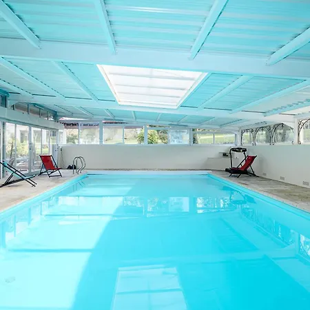 Luxueuse Avec Piscine Et Spa, Montfort L'amaury Villa *