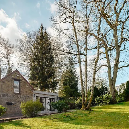 Villa Luxueuse Avec Piscine Et Spa, Montfort L'amaury La Queue-les-Yvelines