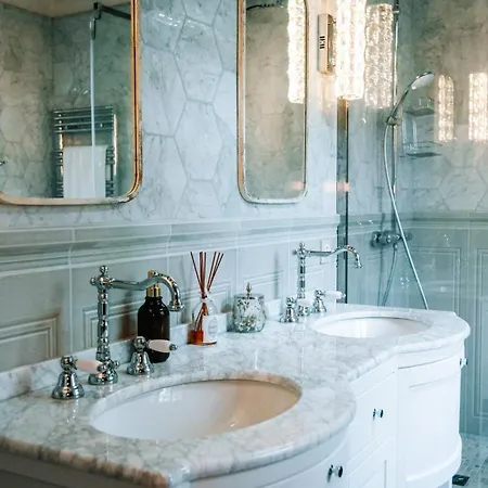 Luxury French With Indoor Pool & Tennis Near Paris