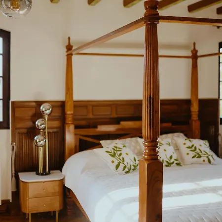 Villa Luxury French With Indoor Pool & Tennis Near Paris *
