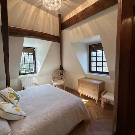 Luxury French With Indoor Pool & Tennis Near Paris